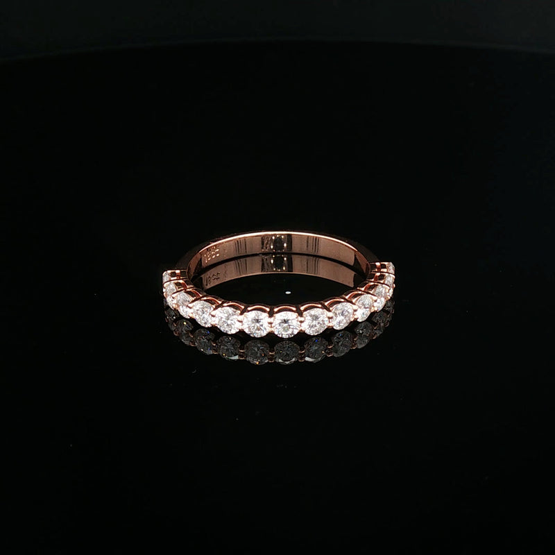 Mariam – Round Diamond Claw Set Half-Eternity Band