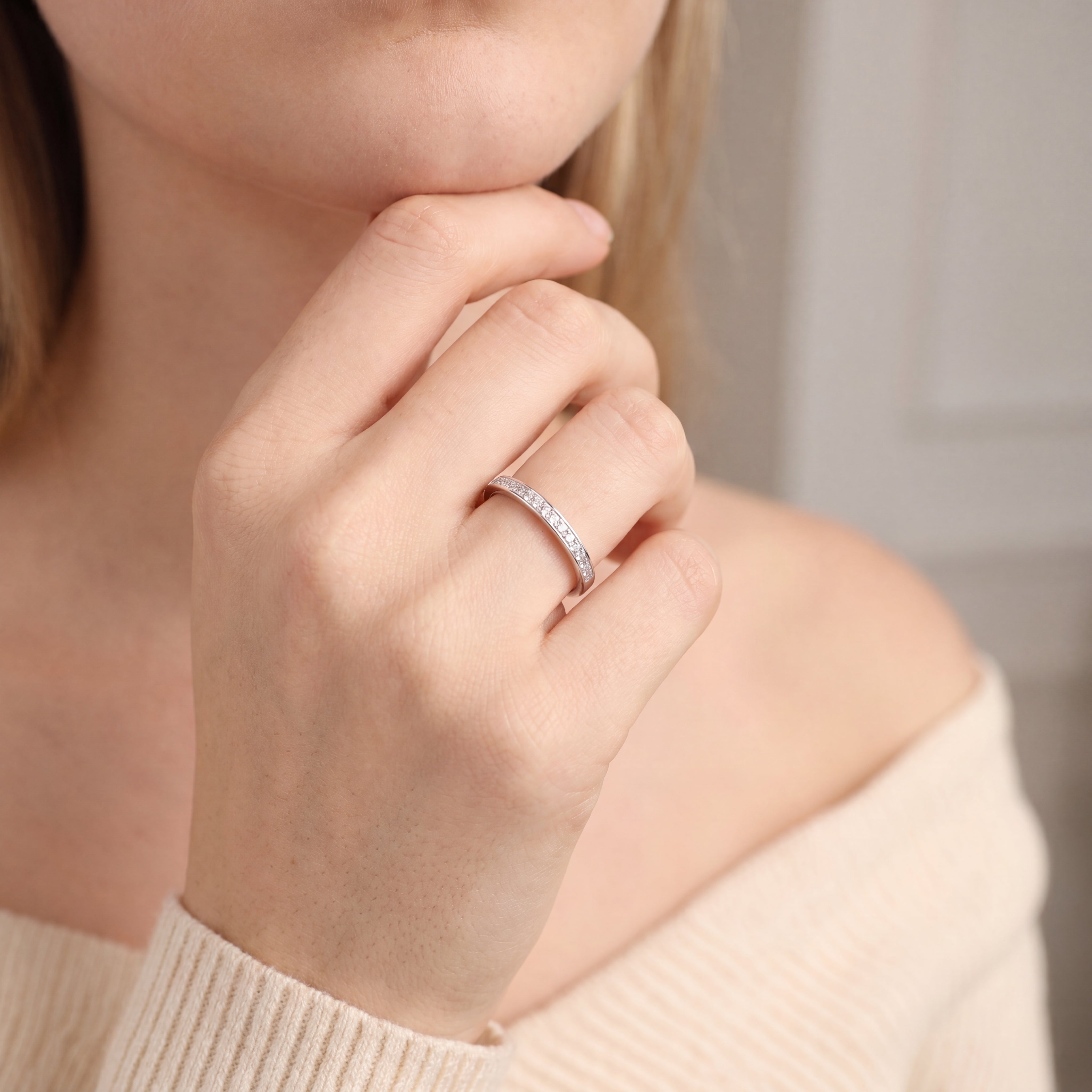 Linda - Pave Set Diamond Band