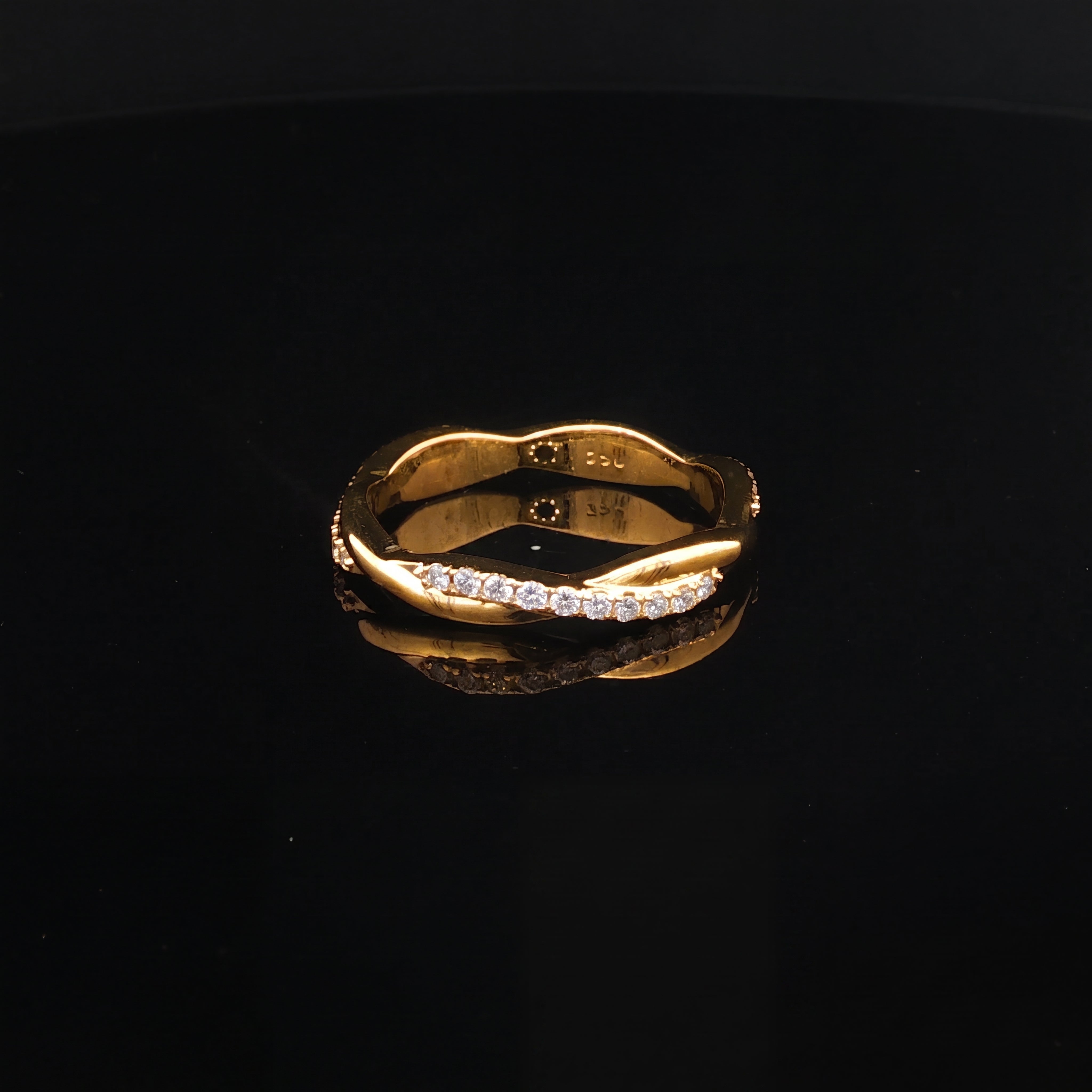 Paige - Twisted Infinity Diamond Wedding Band