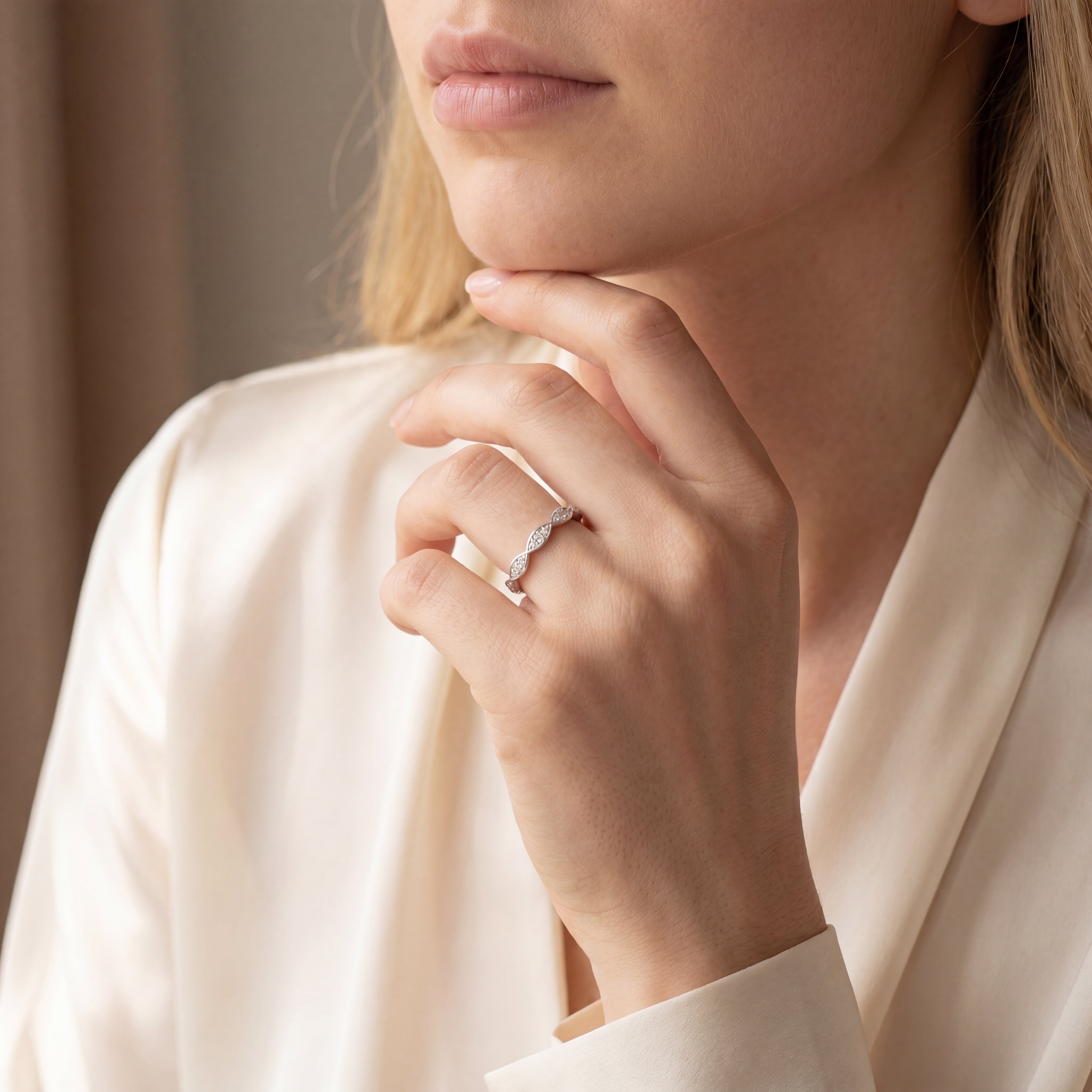 Allison - Scalloped Diamond Eternity Band