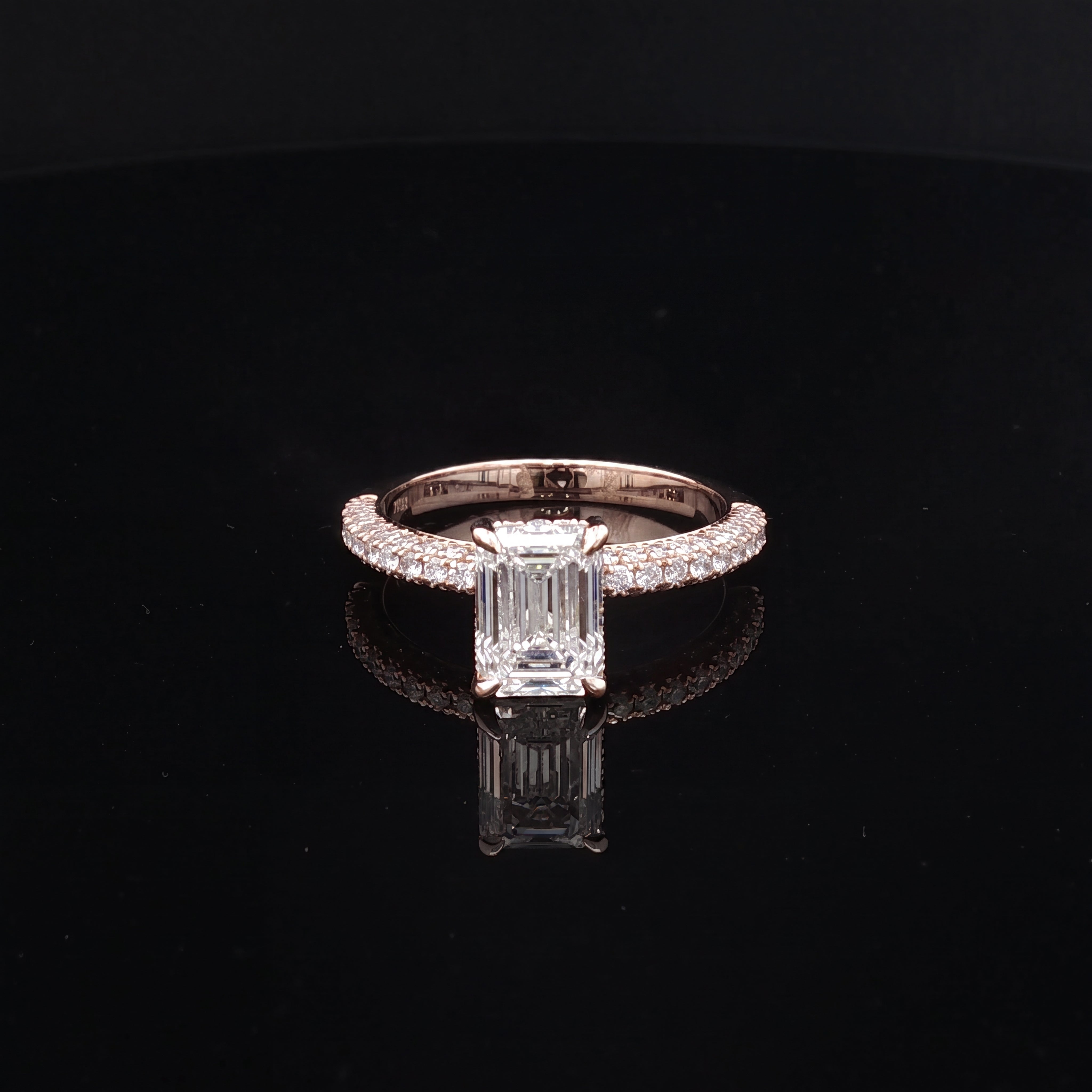 Florence - Emerald Cut Diamond Pavé Ring