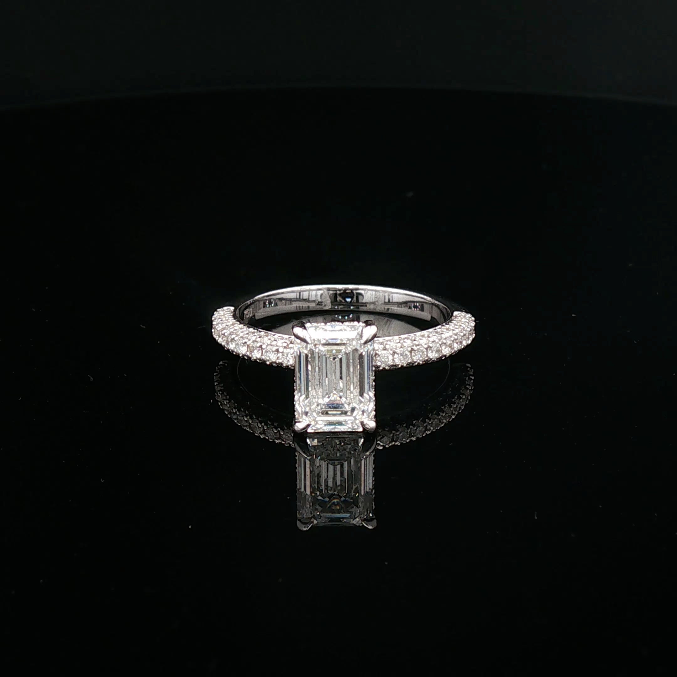 Florence - Emerald Cut Diamond Pavé Ring