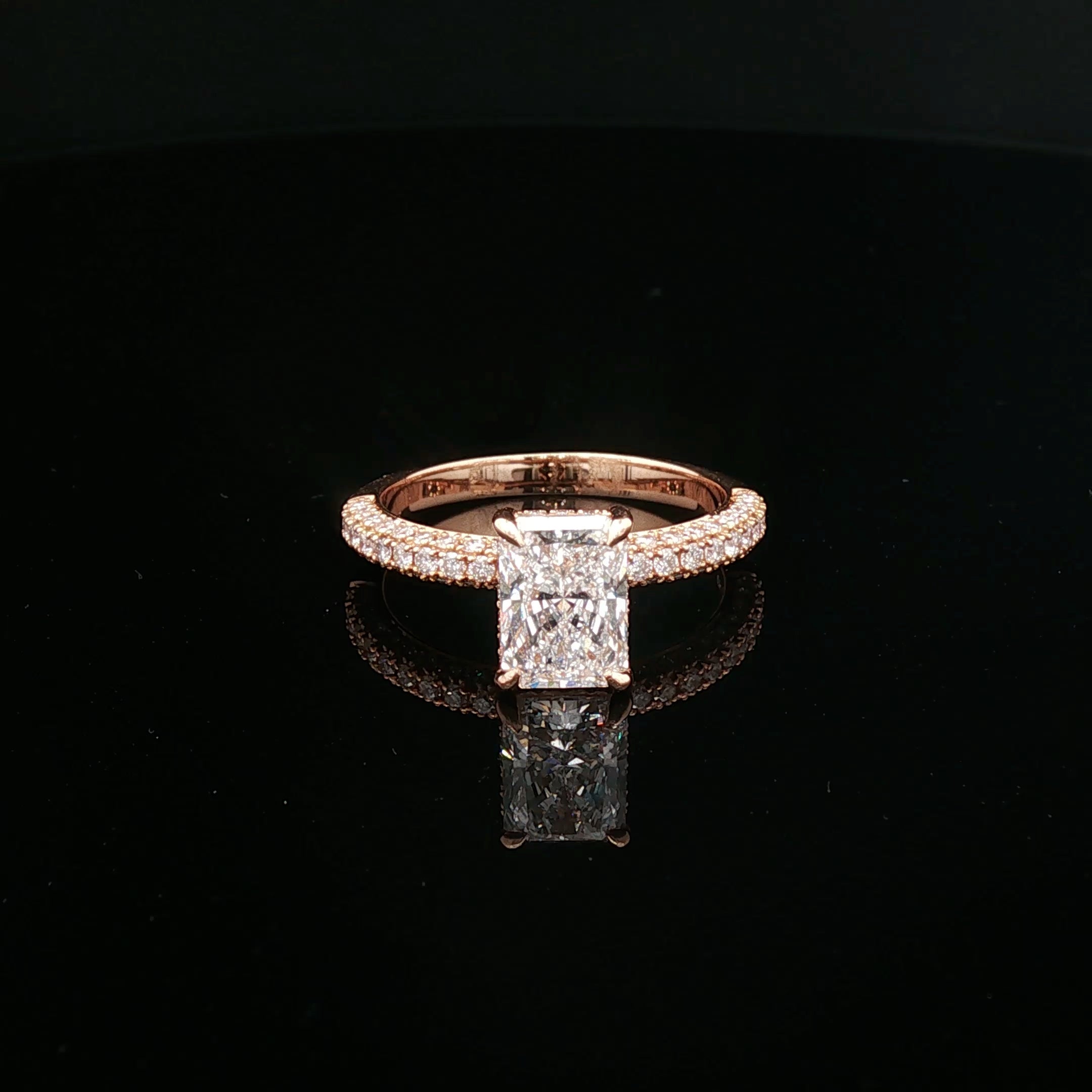 Catalina - Radiant Cut Diamond Pavé Ring in Rose Gold