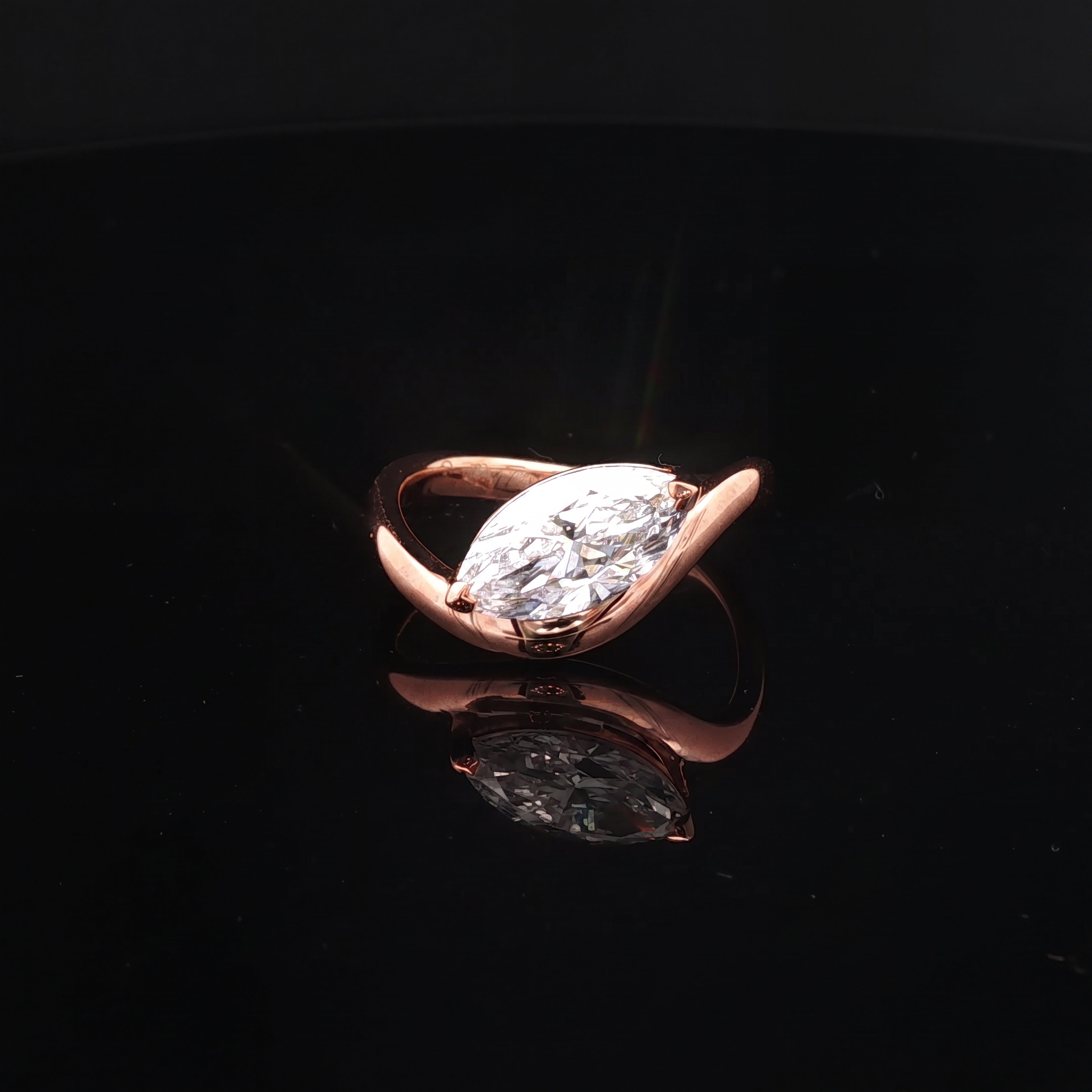 Alba - Marquise Diamond Swirl Ring