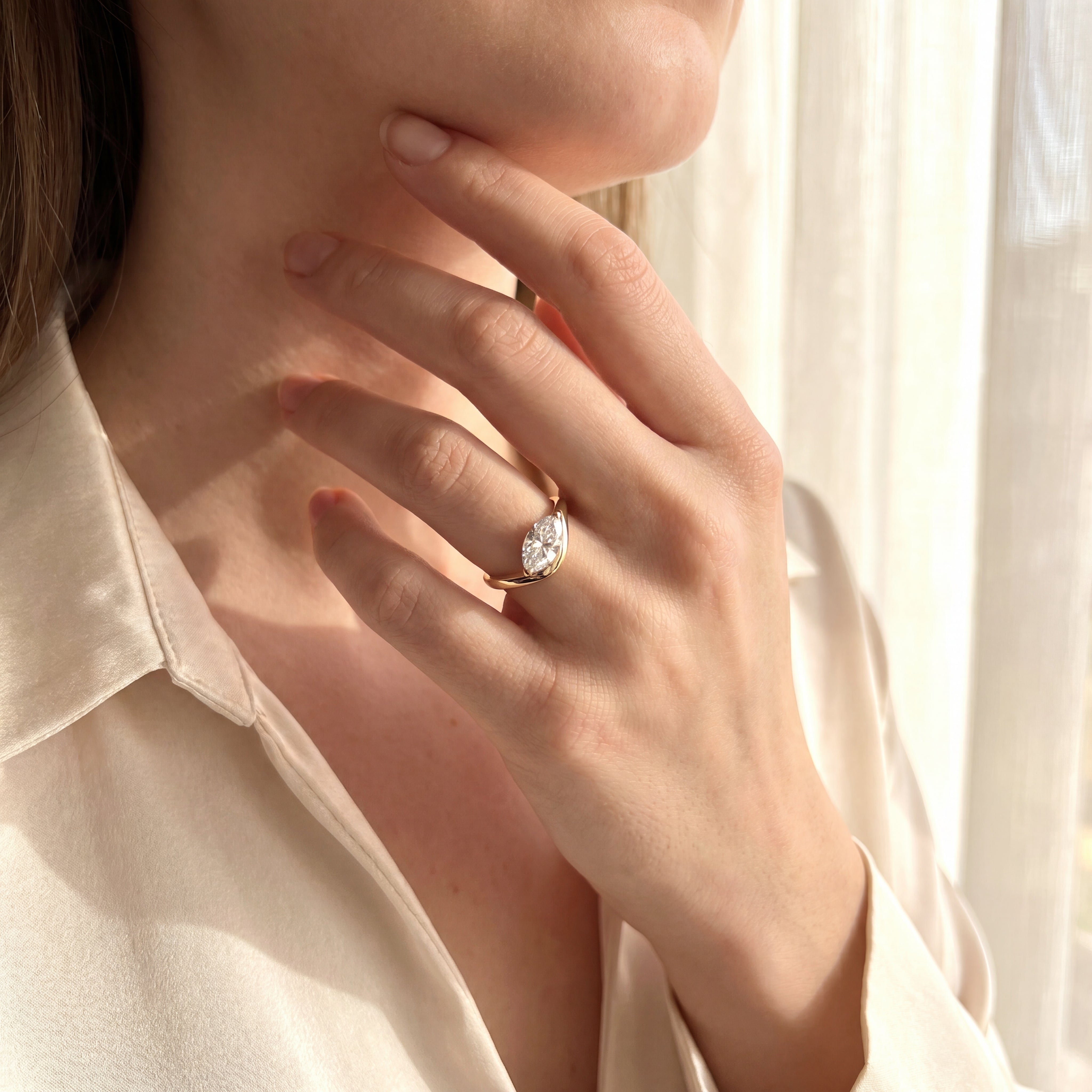 Alba - Marquise Diamond Swirl Ring