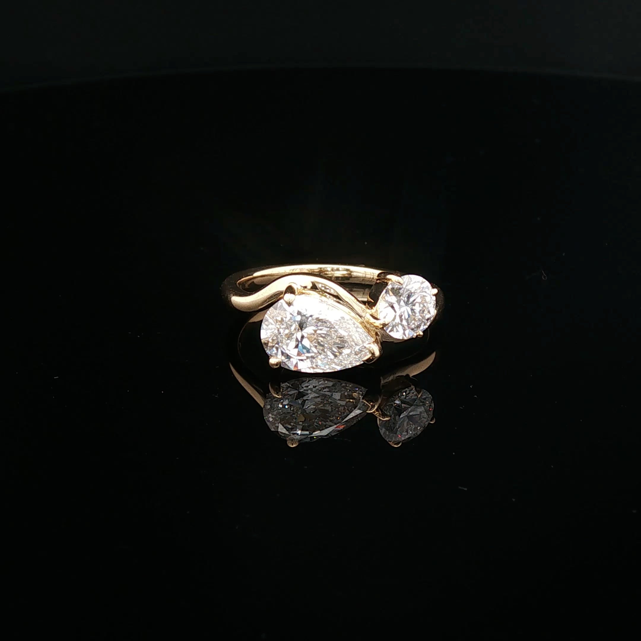 Cannes - Two-Stone Diamond Bypass Ring in Yellow Gold