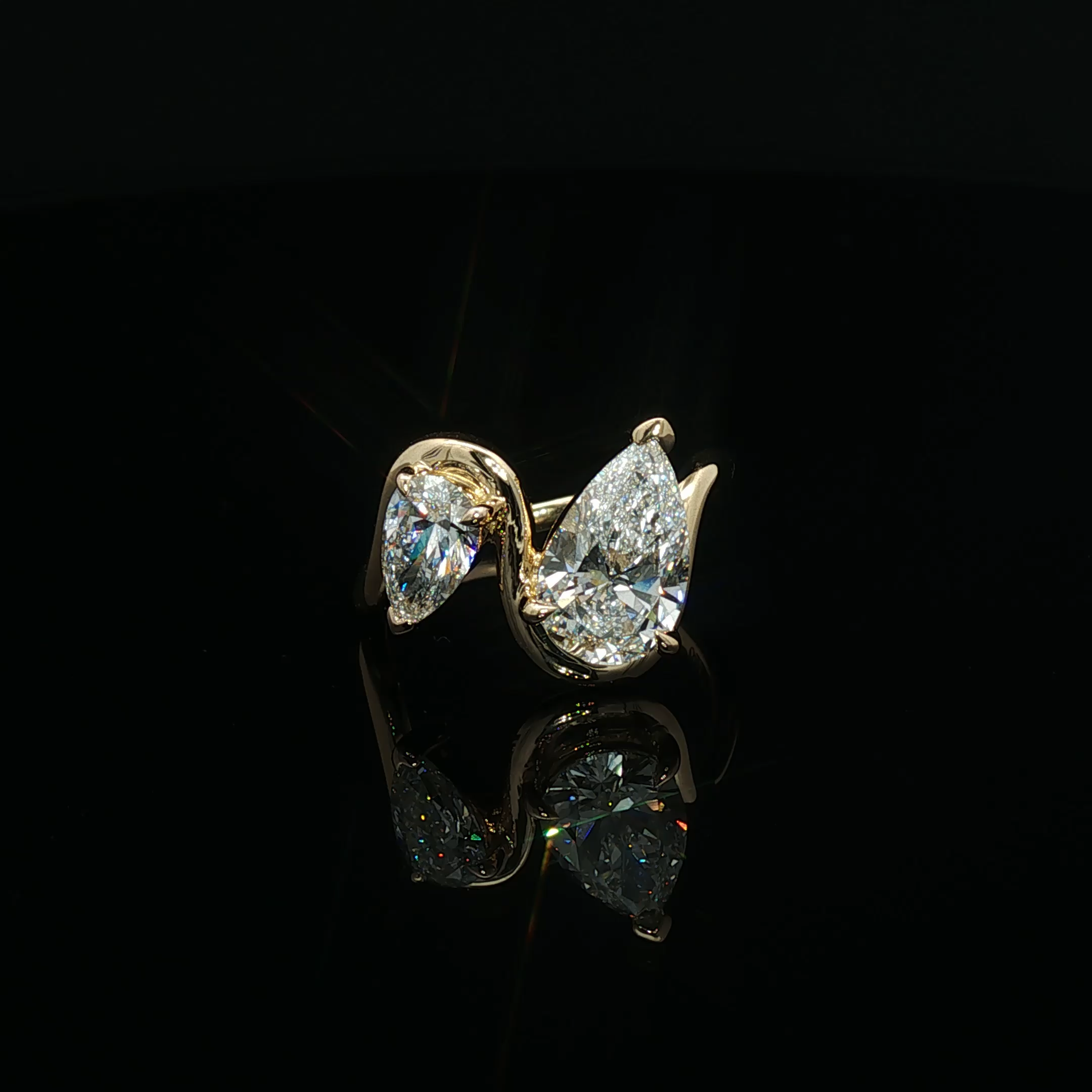 Beverly - Yellow Gold Bypass Ring with Two Pear-Shaped Diamonds