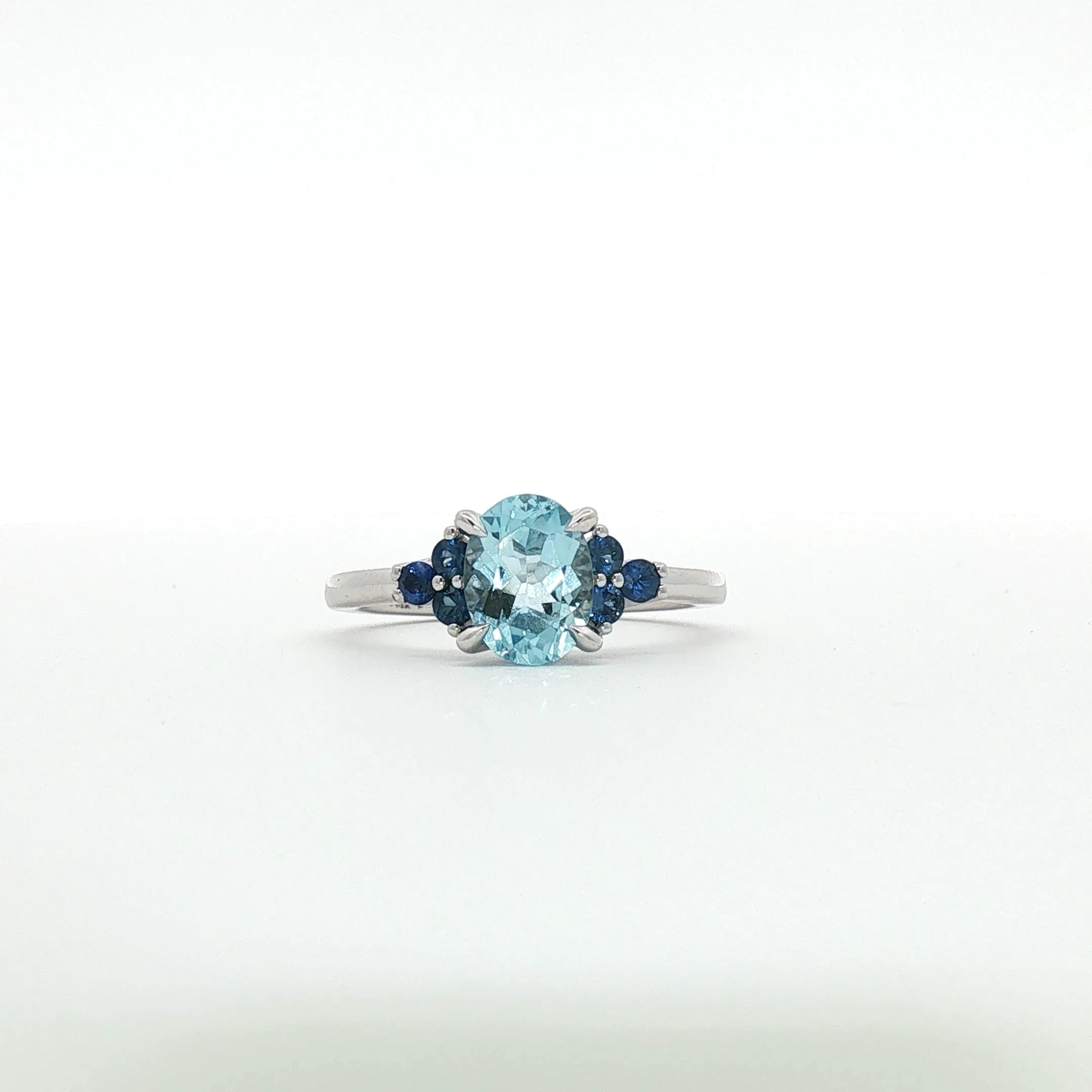 Maren - Oval Aquamarine Multistone Ring in White Gold